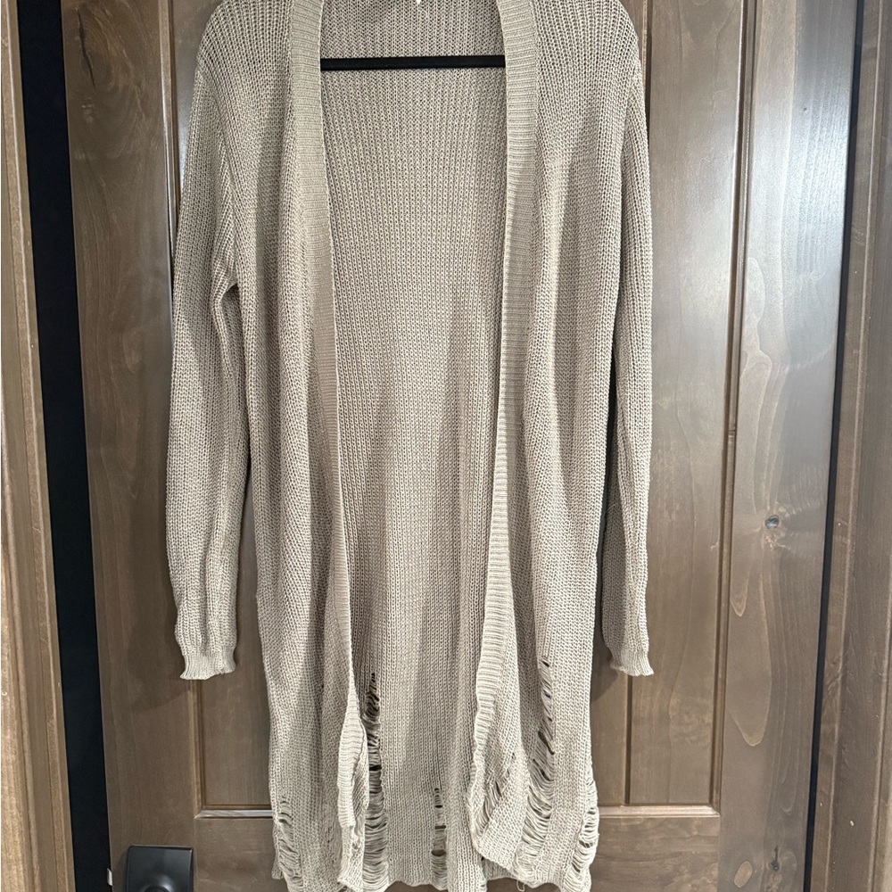 Olive green distressed Knit Sweater Cardigan M/L Lauriebelles Wishlist